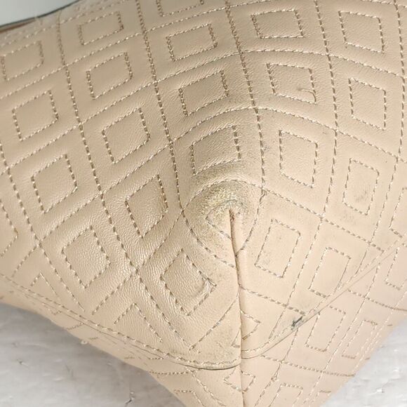 TORY BURCH Light Oak Fleming Diamond Quilted Small Gold Chain Tote Purse Bag - Picture 15 of 16